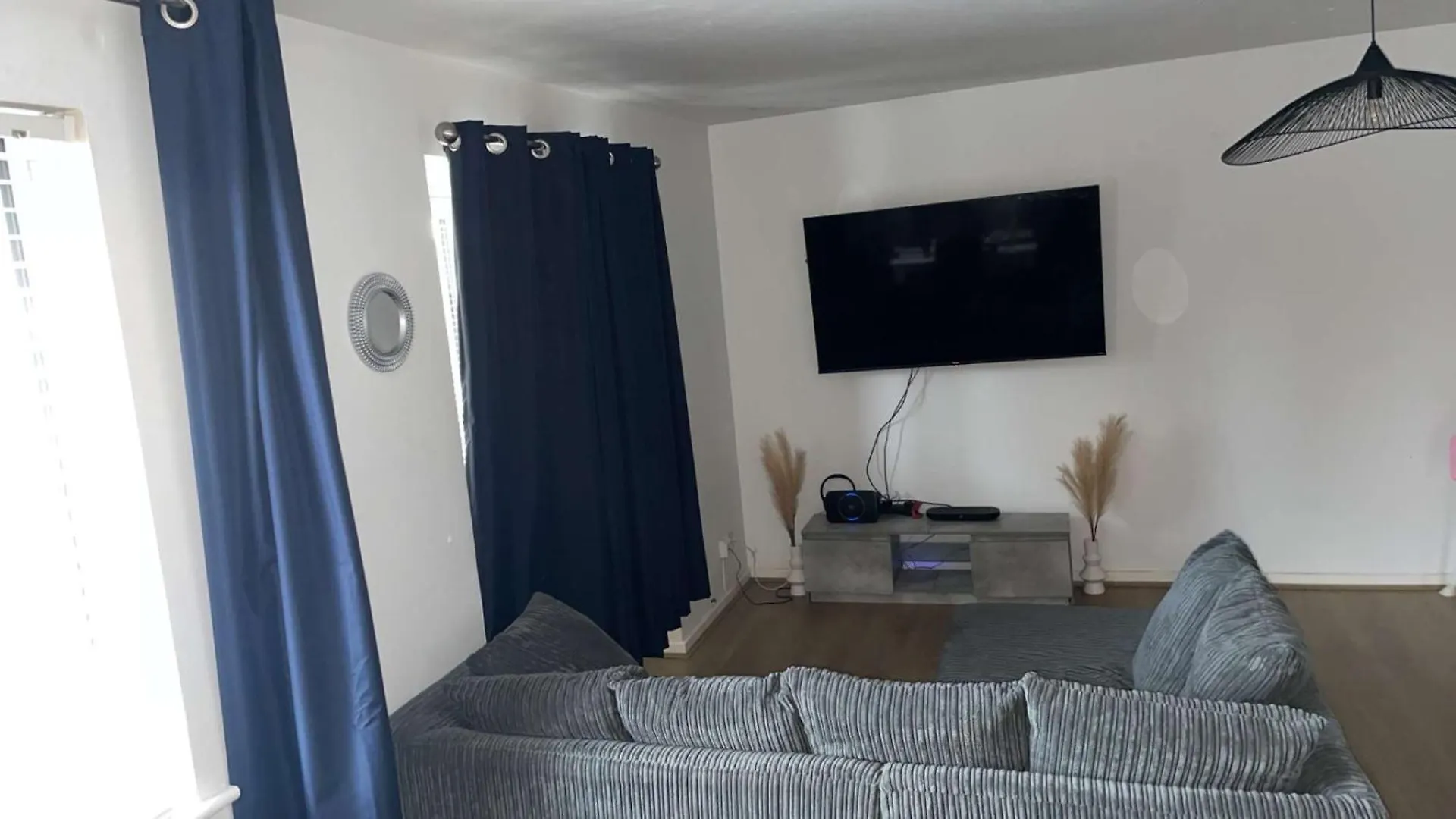 One Bedroom Flat London 0*,  United Kingdom