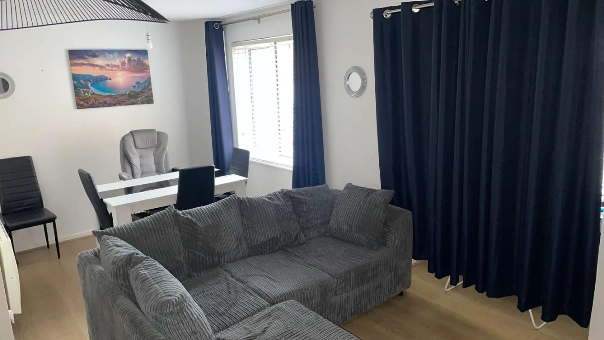 Apartment One Bedroom Flat London